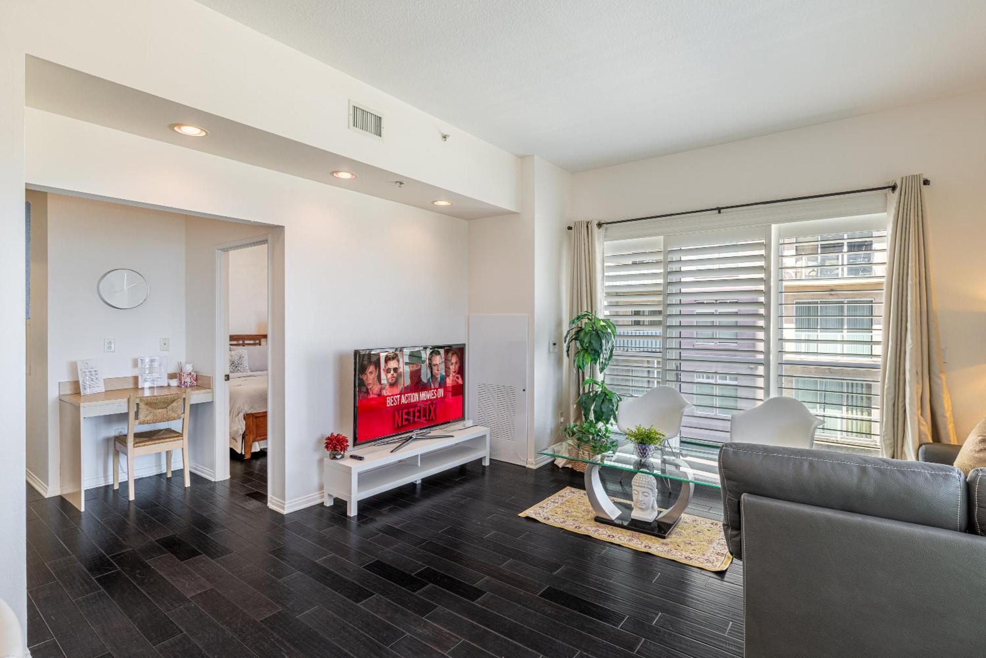 Appartamento 2 Bed Ocean View Balconys Corner Unit Lb Convention Center Long Beach Esterno foto