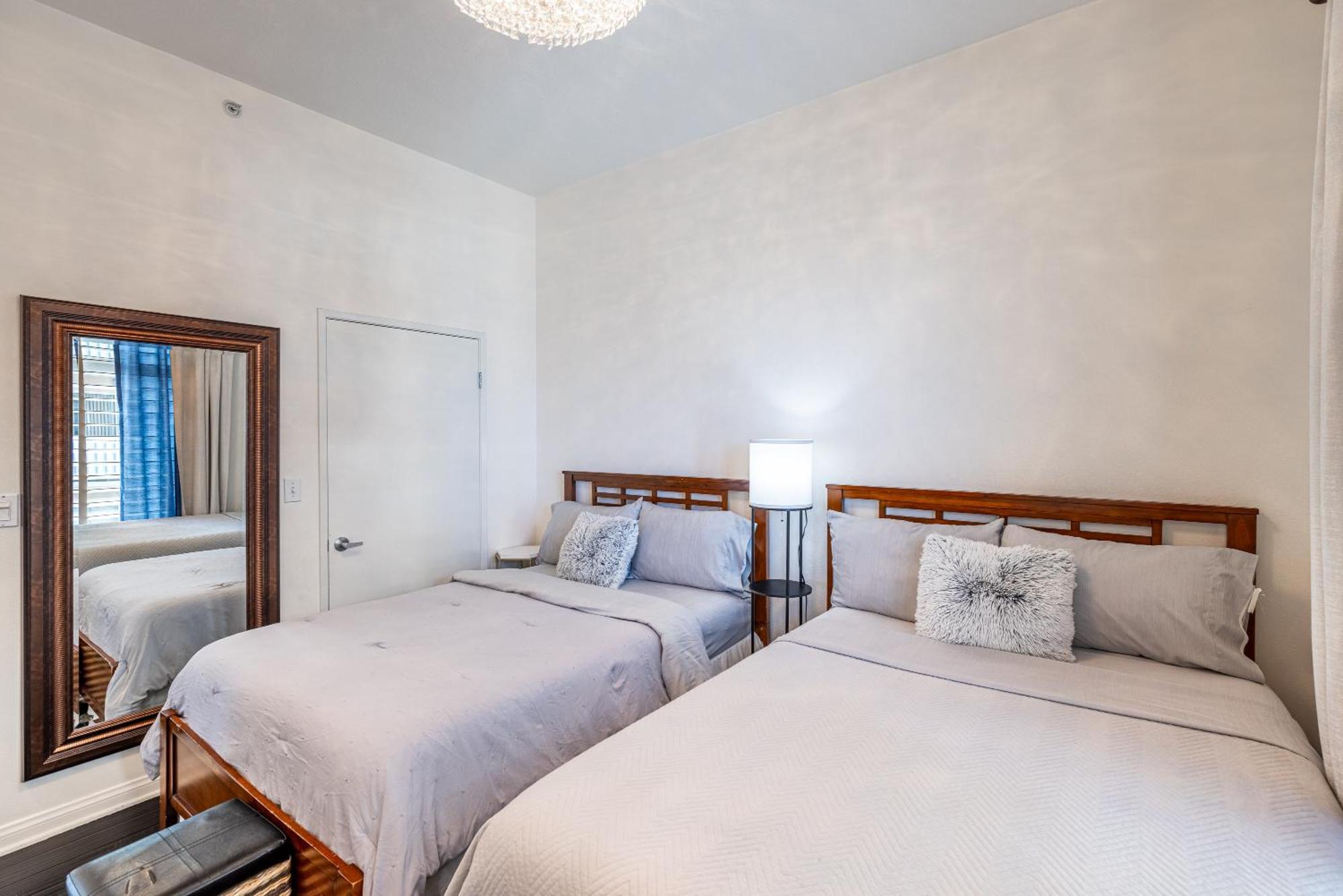 Appartamento 2 Bed Ocean View Balconys Corner Unit Lb Convention Center Long Beach Esterno foto