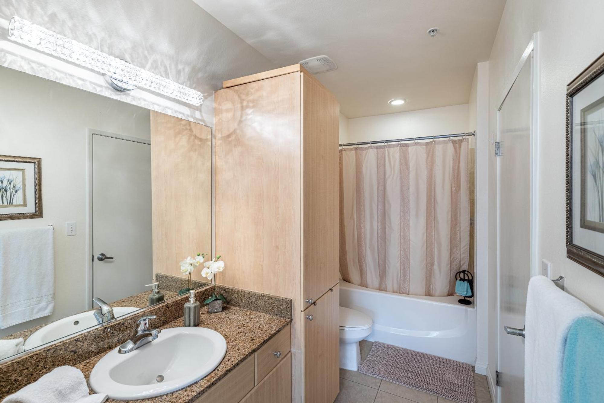Appartamento 2 Bed Ocean View Balconys Corner Unit Lb Convention Center Long Beach Esterno foto