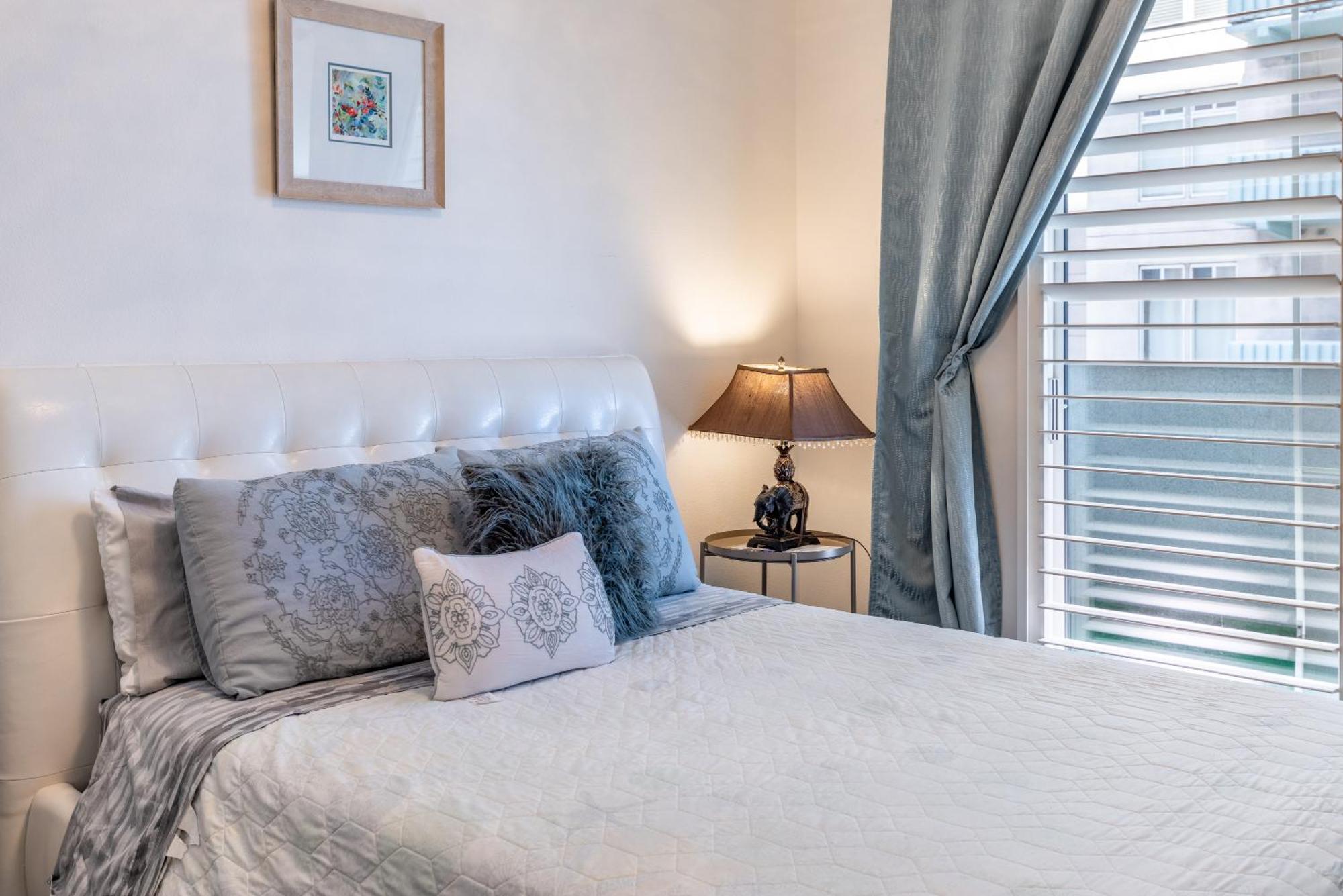Appartamento 2 Bed Ocean View Balconys Corner Unit Lb Convention Center Long Beach Esterno foto